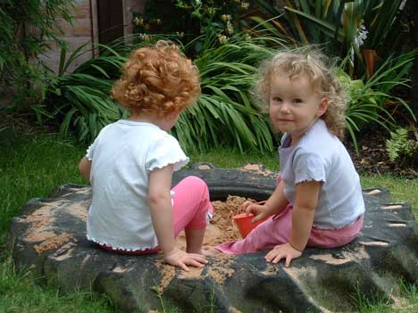 tyre-sandpit1.jpg