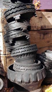 UpcycleTyrepots.JPG