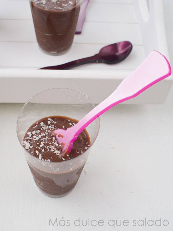 Vasitos%2Bde%2Bleche%2Bde%2Bcoco%2By%2Bchocolate-1-3.JPG