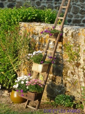 .Vielle_echelle___Son_recyclage_en_jardin_suspendu_m.jpg