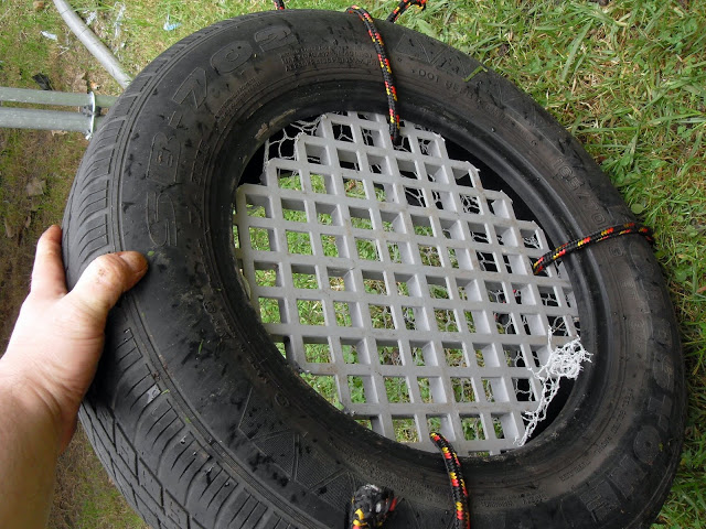 worm-farm-tyre-construction.JPG
